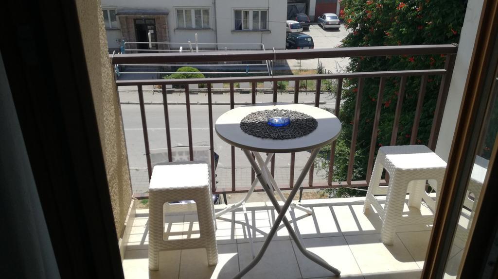 אוהריד Blue Apartments & Suites מראה חיצוני תמונה